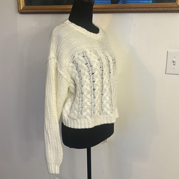 NWT True Craft Cable-Knit Crew-Knit Soft Sweater, Sz. L. - Picture 2 of 7